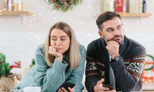 Ο-άντρας-μου-έκανε-έκπληξη-ένα-ταξίδι-στο-εξωτερικό-για-τα-Χριστούγεννα-αλλά-εγώ-δεν-θέλω-να-αφήσω-τους-γονείς-μου Ο-άντρας-μου-έκανε-έκπληξη-ένα-ταξίδι-στο-εξωτερικό-για-τα-Χριστούγεννα-αλλά-εγώ-δεν-θέλω-να-αφήσω-τους-γονείς-μου