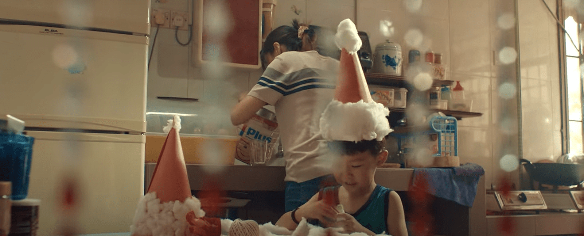 Χιόνι-ταινία-μικρού μήκους-για-τη-μόνη μαμά-Χριστούγεννα- Χιόνι-ταινία-μικρού μήκους-για-τη-μόνη μαμά-Χριστούγεννα-