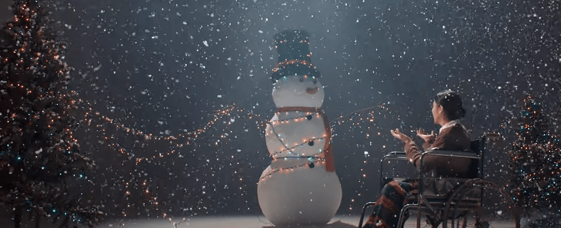 Χιόνι-ταινία-μικρού μήκους-για-τη-μόνη μαμά-Χριστούγεννα- Χιόνι-ταινία-μικρού μήκους-για-τη-μόνη μαμά-Χριστούγεννα-