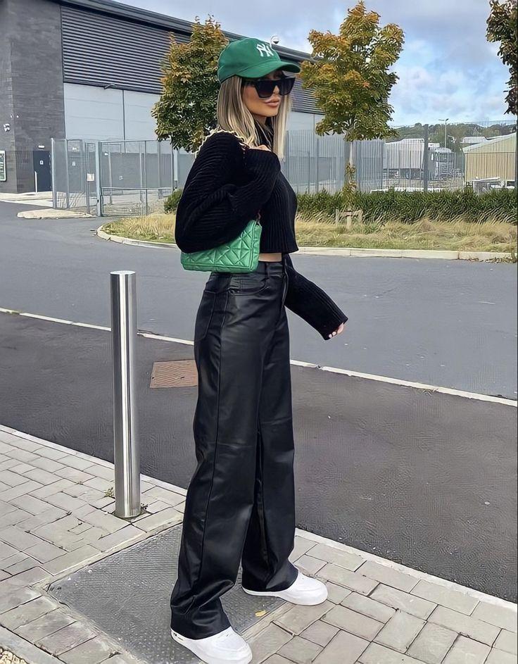 Φούτερ-με-δερμάτινο-πανελόνι-ιδέες