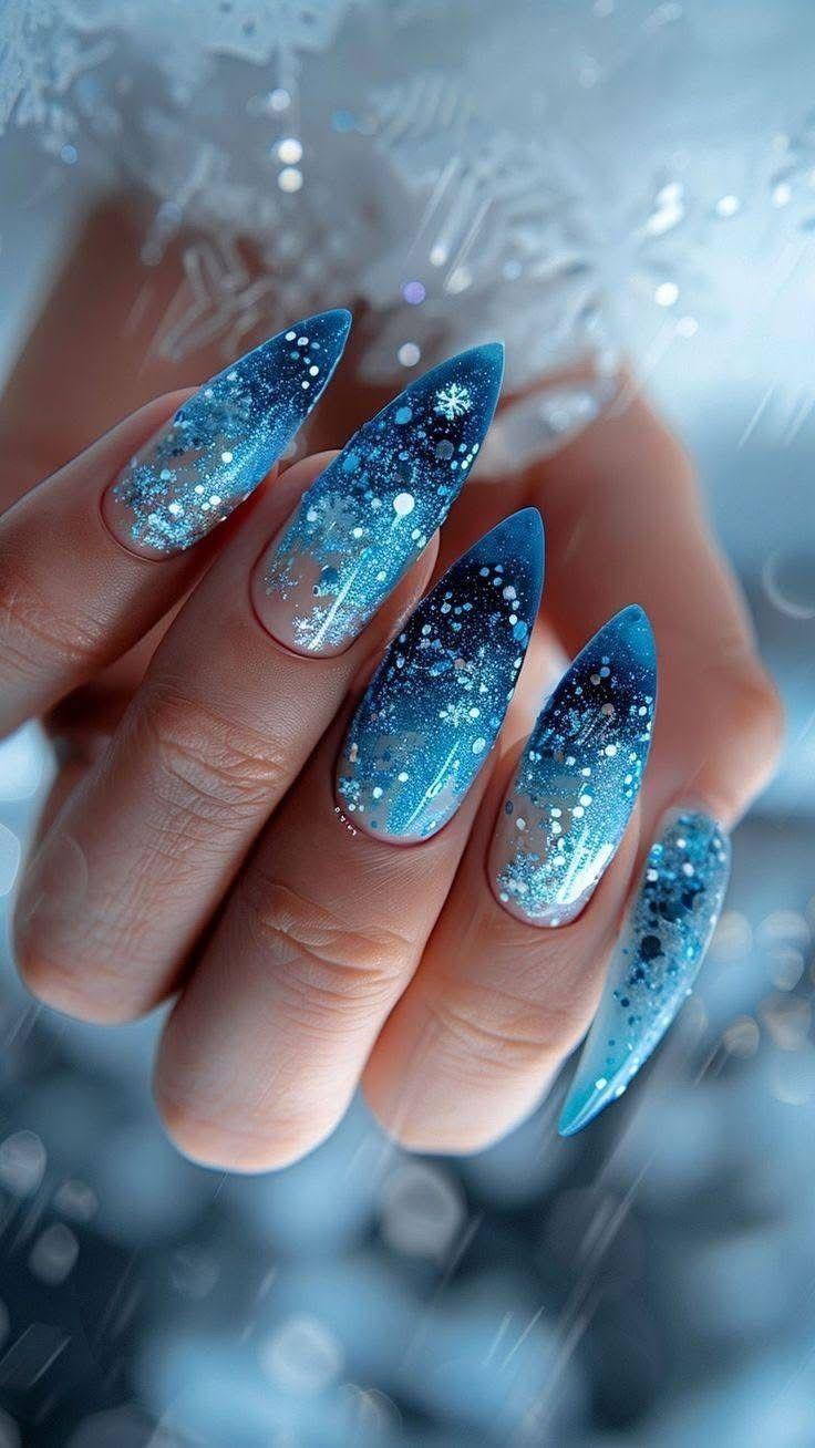 ιδέες-για-glitter nails-τα-Χριστούγεννα-Πρωτοχρονιά 2024- ιδέες-για-glitter nails-τα-Χριστούγεννα-Πρωτοχρονιά 2024-