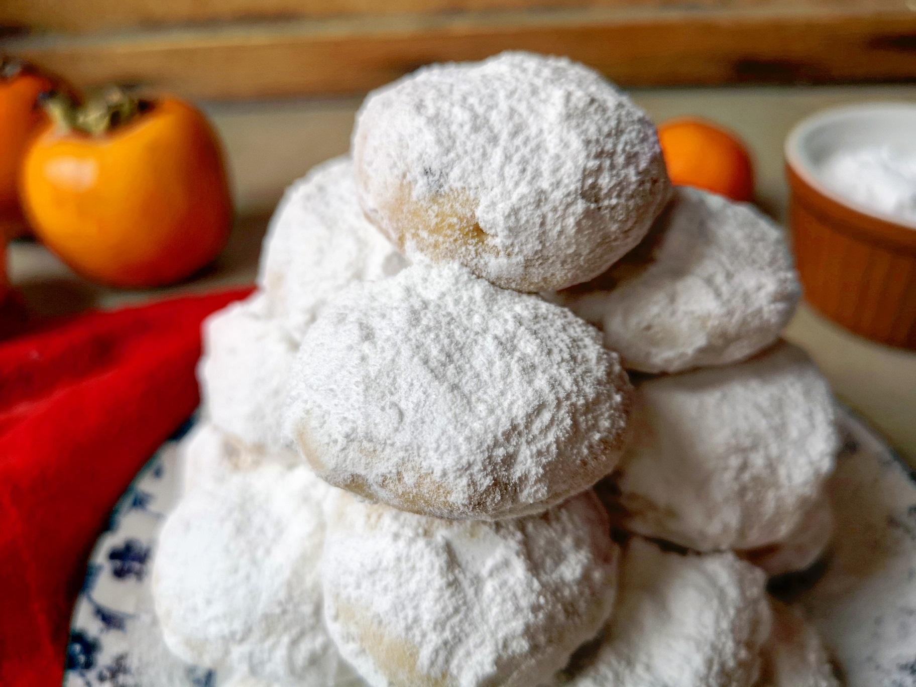 Φτιάξε σπιτικό αρωματικό χώρου για τα Χριστούγεννα με άρωμα κουραμπιέ (για Ιωαννα)