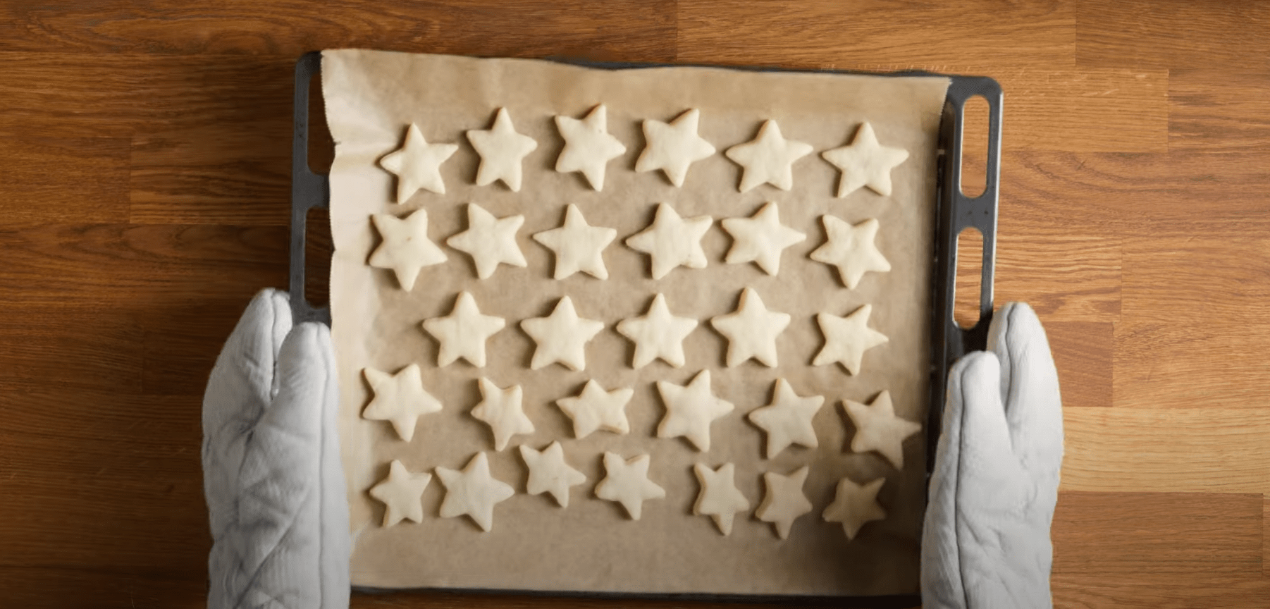 Χριστουγεννιάτικα-μπισκότα-για μωράκια-συνταγή- Χριστουγεννιάτικα-μπισκότα-για μωράκια-συνταγή-