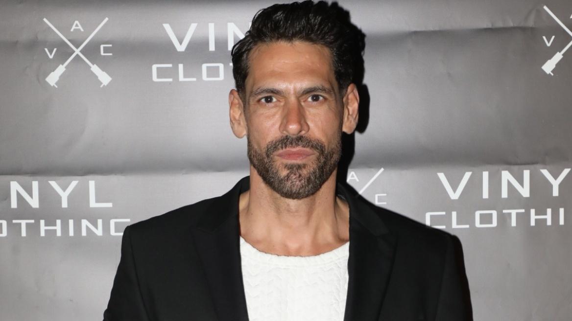 Hotελ Ελβίρα: Αυτή είναι η νέα κωμωδία του MEGA με τον Μιχάλη Λεβεντόγιαννη σε κόντρα ρόλο