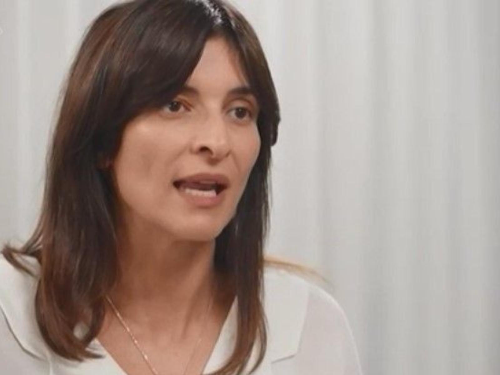 Η Γη της Ελιάς: Η Ιουλία χάνει τη δίκη και μένει μόνη της