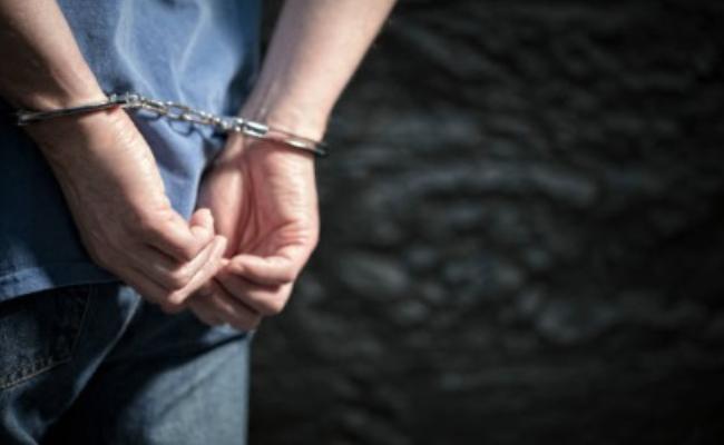 16χρονος αφαίρεσε την ζωή των γονιών του και των αδελφών του