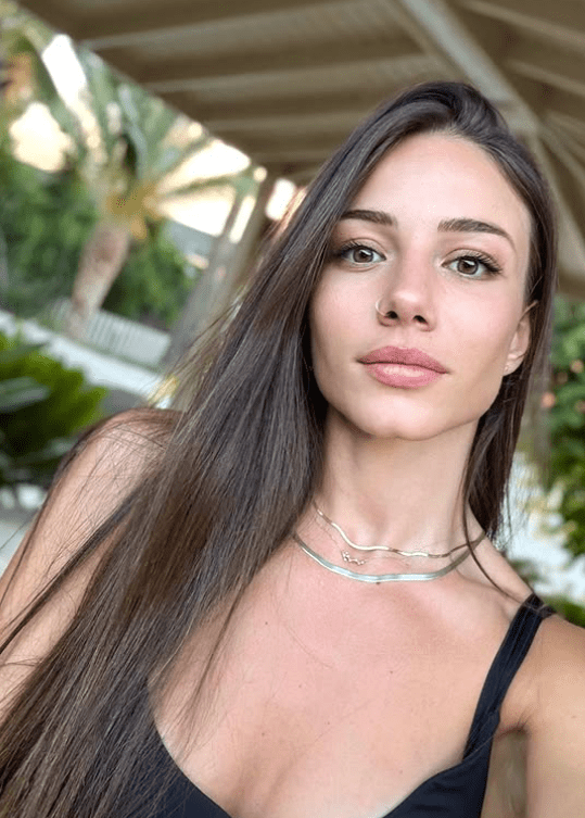 Ο-Αλέξανδρος Μαρτίδης-Κουράκος-στο-Instagram-μπουφάν- Ο-Αλέξανδρος Μαρτίδης-Κουράκος-στο-Instagram-μπουφάν-