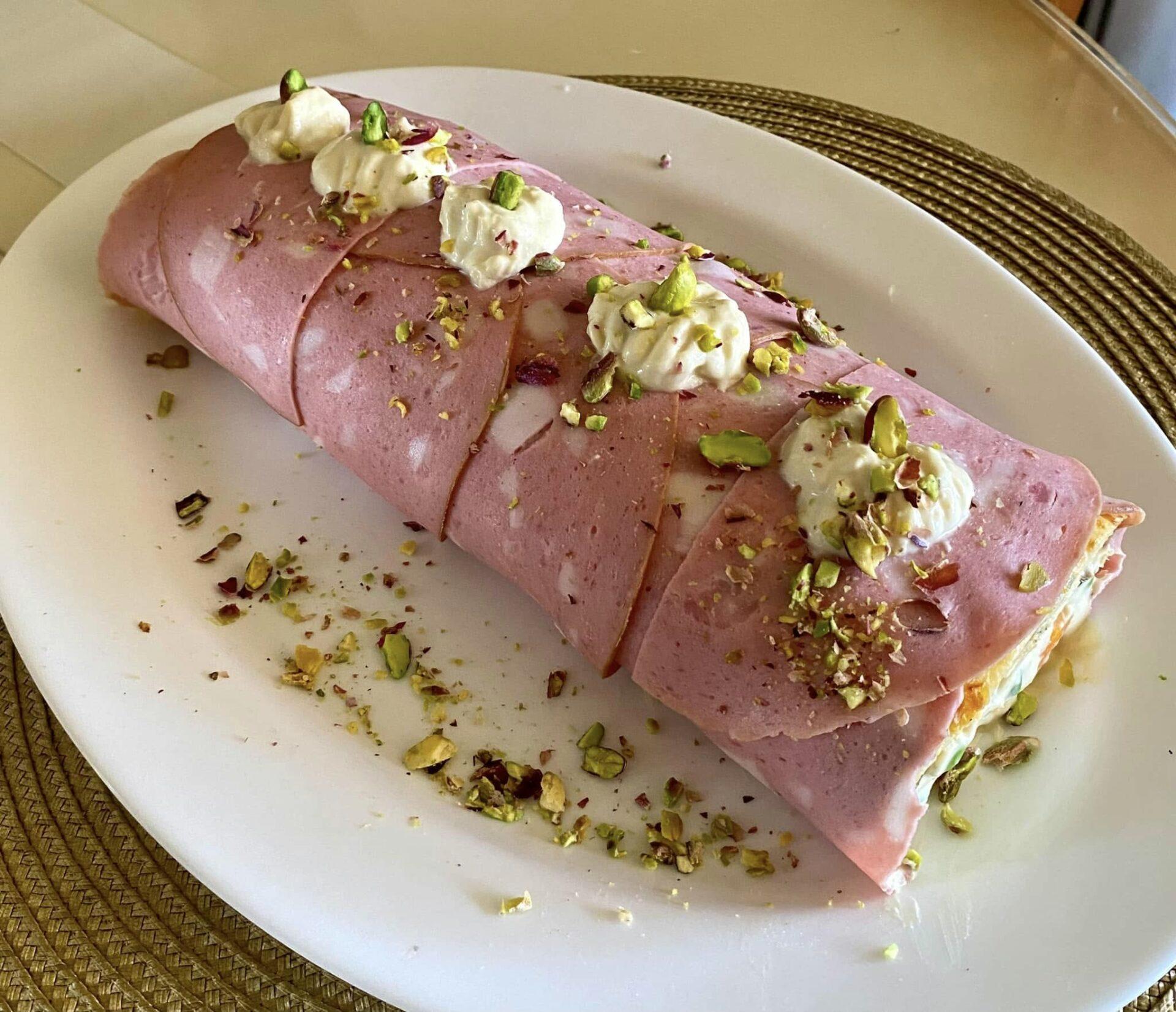 Ρολό-αλλαντικών-με Ρώσικη-για το-Γιορτινό Τραπέζι-συνταγή- Ρολό-αλλαντικών-με Ρώσικη-για το-Γιορτινό Τραπέζι-συνταγή-