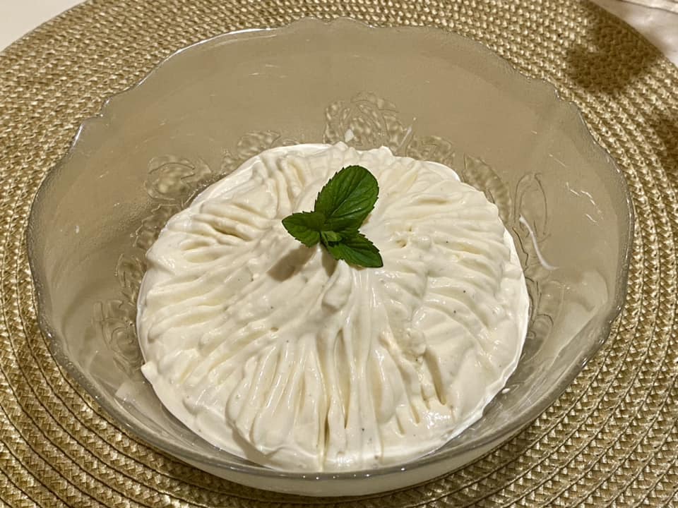 Ρολό-αλλαντικών-με Ρώσικη-για το-Γιορτινό Τραπέζι-συνταγή- Ρολό-αλλαντικών-με Ρώσικη-για το-Γιορτινό Τραπέζι-συνταγή-