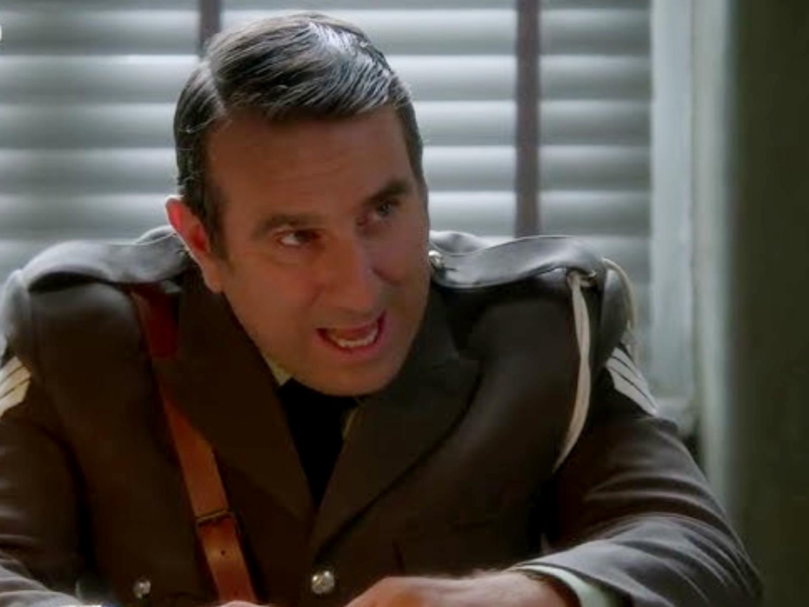 Άγιος  Έρωτας : Ο Βλάσσης στήνει ενέδρα στη Χριστίνα ξανά