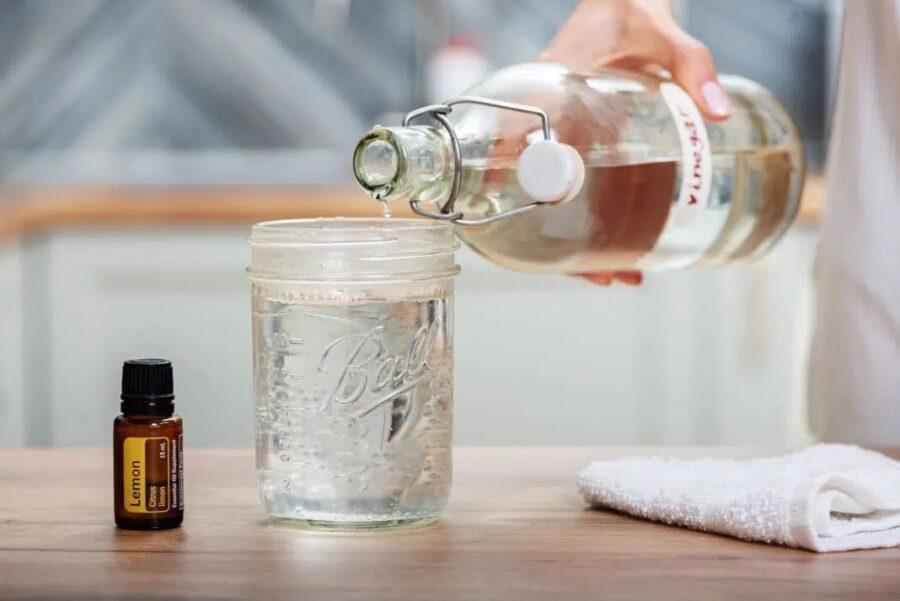 Πως-να-διώξετε-τις-άσχημες-μυρωδιές-από-το-σπίτι-μετά-τις-γιορτές Πως-να-διώξετε-τις-άσχημες-μυρωδιές-από-το-σπίτι-μετά-τις-γιορτές