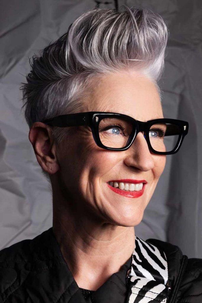 Festive Χτενίσματα σε Κοντά μαλλιά για το Ρεβεγιόν: Οι πιο stylish προτάσεις Festive Χτενίσματα σε Κοντά μαλλιά για το Ρεβεγιόν: Οι πιο stylish προτάσεις