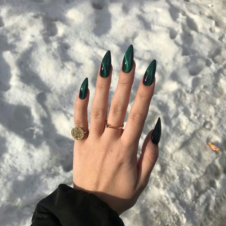 ιδέες-για-νύχια-Ιανουάριος 2025- ιδέες-για-νύχια-Ιανουάριος 2025-