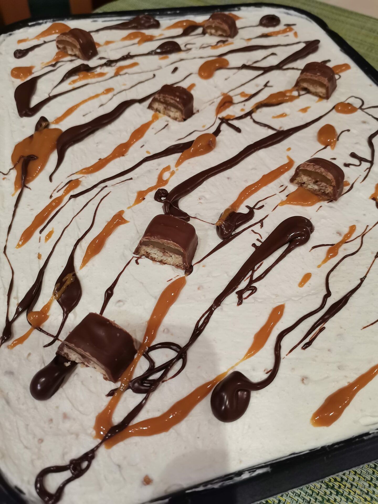 τούρτα-Snikers-για-του Αγιαννιού-συνταγή- τούρτα-Snikers-για-του Αγιαννιού-συνταγή-