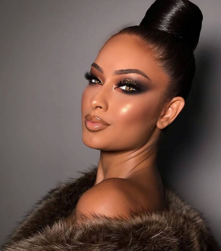 ιδέες-για-γυναικεία χτενίσματα-για-τη-Πρωτοχρονιά-σε-ίσια μαλλιά- ιδέες-για-γυναικεία χτενίσματα-για-τη-Πρωτοχρονιά-σε-ίσια μαλλιά-