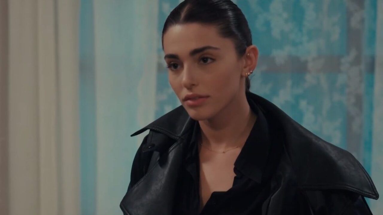 Η Γη της Ελιάς-Αριάδνη- Η Γη της Ελιάς-Αριάδνη-