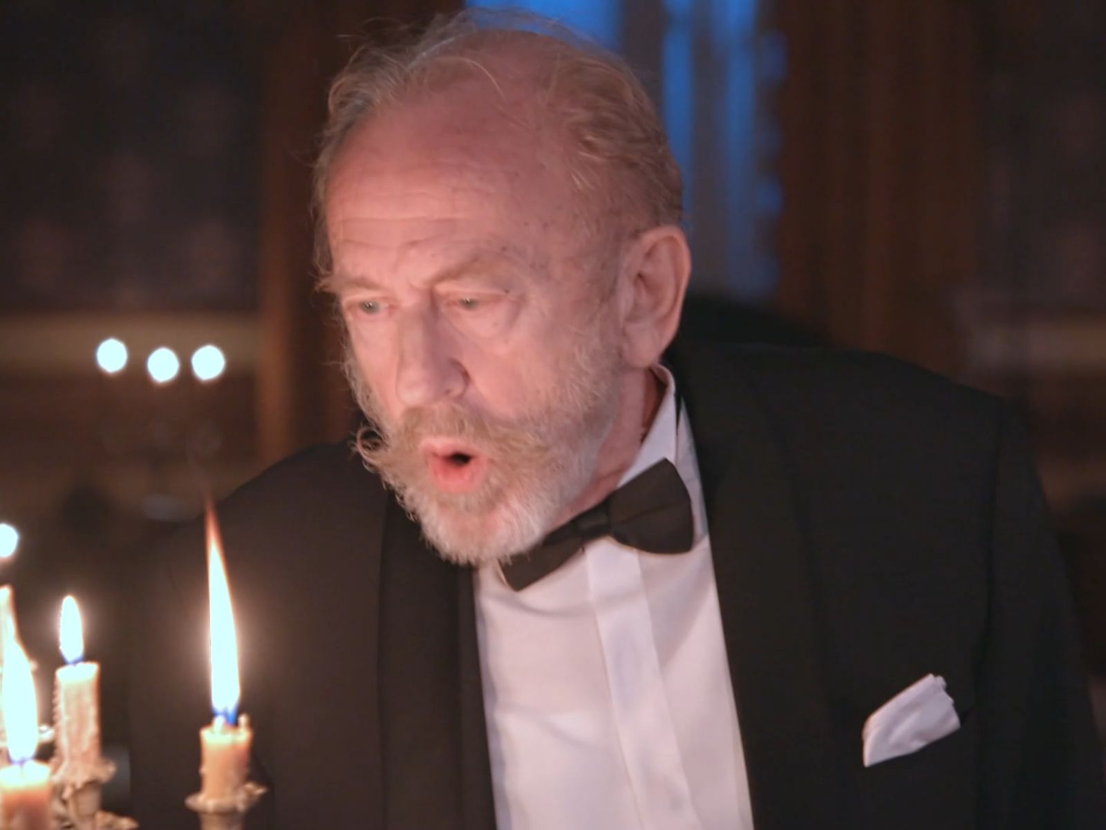 Grand Hotel : Η Αγγέλα κρύβει τον αληθινό πρωτότοκο γιο του Γαζή