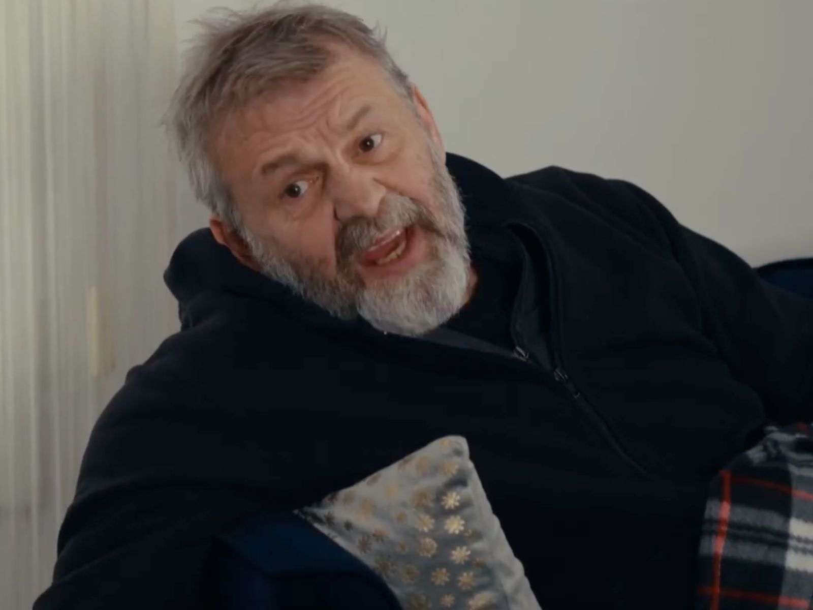 Η Γη της Ελιάς-Τζον-