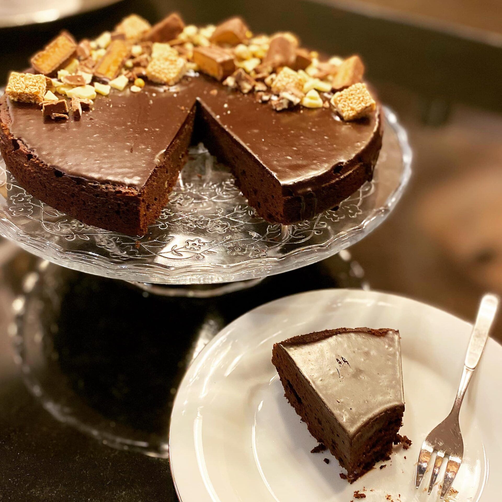 κέικ-σοκολάτας-με-γλάσο-για-του-Αγιαννιού-συνταγή- κέικ-σοκολάτας-με-γλάσο-για-του-Αγιαννιού-συνταγή-