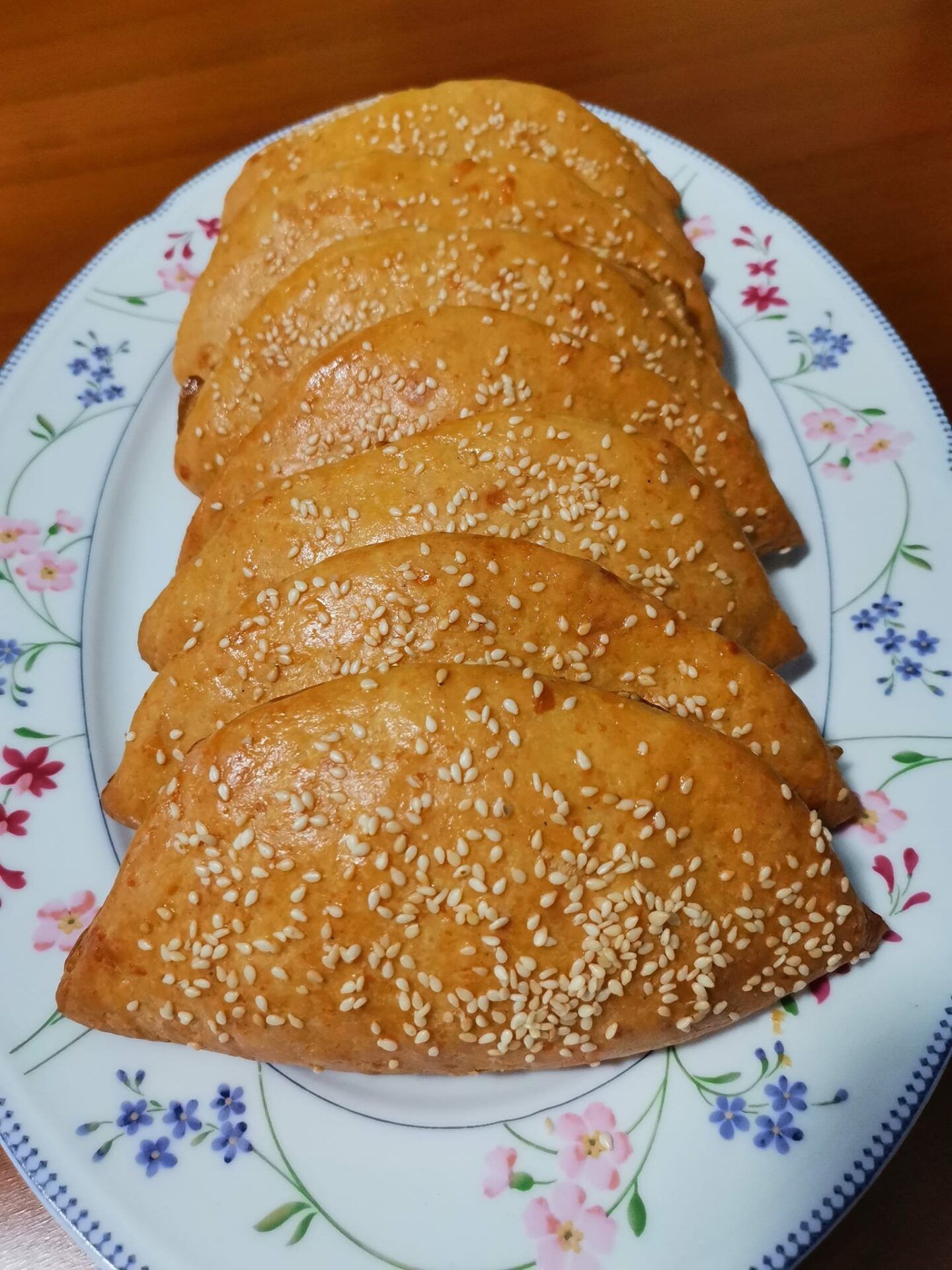 Ατομικές-πανεύκολες-τυρόπιτες-συνταγή- Ατομικές-πανεύκολες-τυρόπιτες-συνταγή-