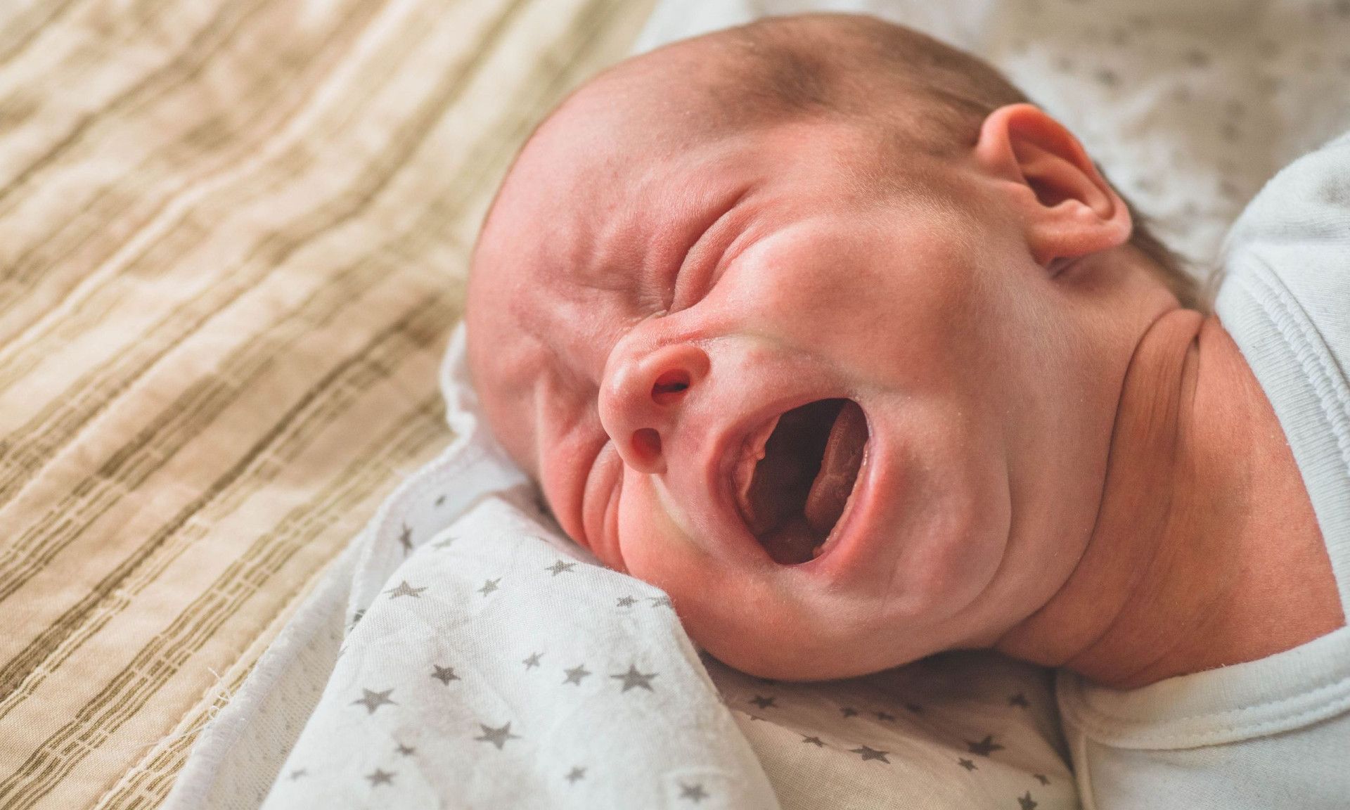 Μοβ κλάμα-στα μωρά-τι είναι-και-πως-αντιμετωπίζεται- Μοβ κλάμα-στα μωρά-τι είναι-και-πως-αντιμετωπίζεται-