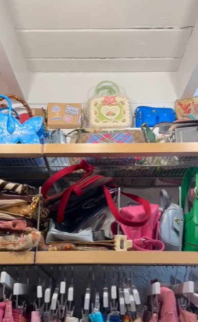 Το hack στο TikTok για την Οργάνωση της Ντουλάπας που εξοικονομεί χώρο με τον πιο εύκολο τρόπο