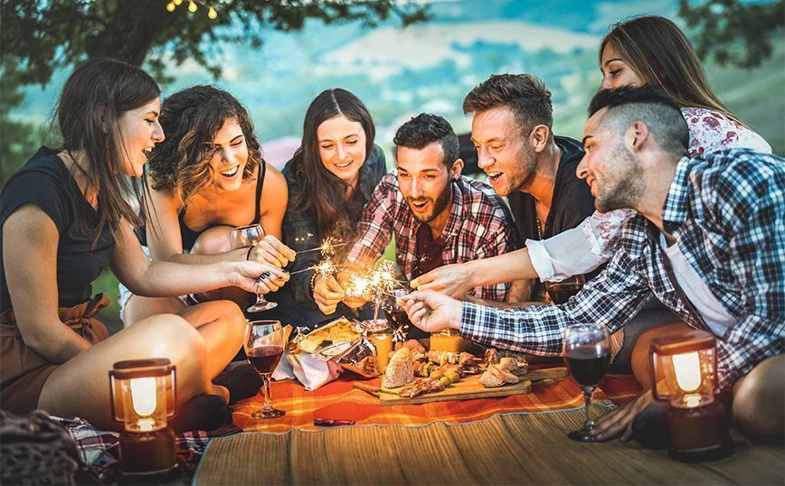 οι-φίλοι-είναι-το-καταφύγιό-μας- οι-φίλοι-είναι-το-καταφύγιό-μας-