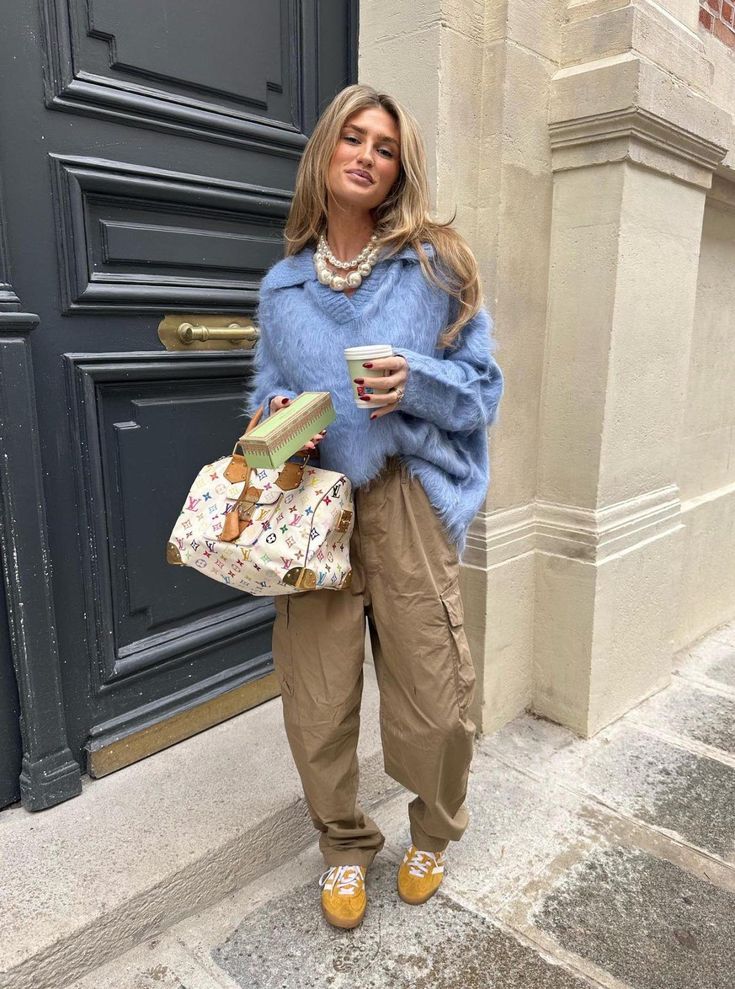 μάλλινο-απαλό-πουλόβερ-με-cargo παντελόνι-ιδέες- μάλλινο-απαλό-πουλόβερ-με-cargo παντελόνι-ιδέες-