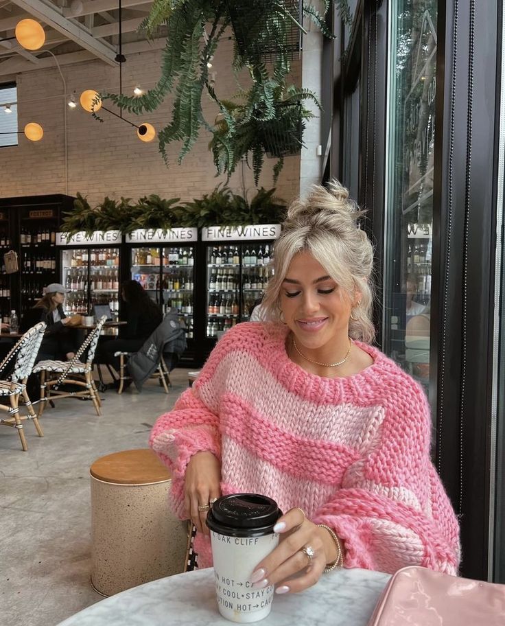 ιδέες-για-τάσεις-στα-γυναικεία πουλόβερ-Χειμώνας 2025- ιδέες-για-τάσεις-στα-γυναικεία πουλόβερ-Χειμώνας 2025-