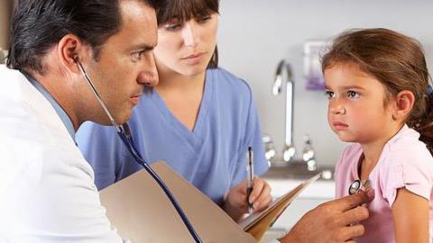 Καθηγήτρια επιδημιολογίας εξηγεί ποιες ασθένειες είναι σε έξαρση και πως να προστατευτούμε εμείς και τα παιδιά