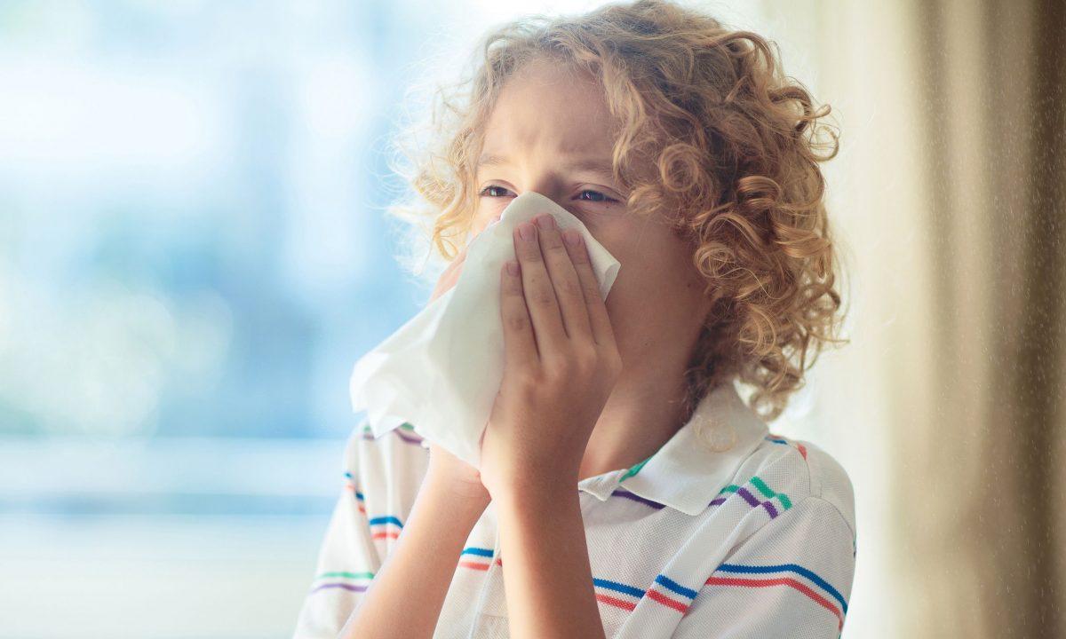 Καθηγήτρια επιδημιολογίας εξηγεί ποιες ασθένειες είναι σε έξαρση και πως να προστατευτούμε εμείς και τα παιδιά