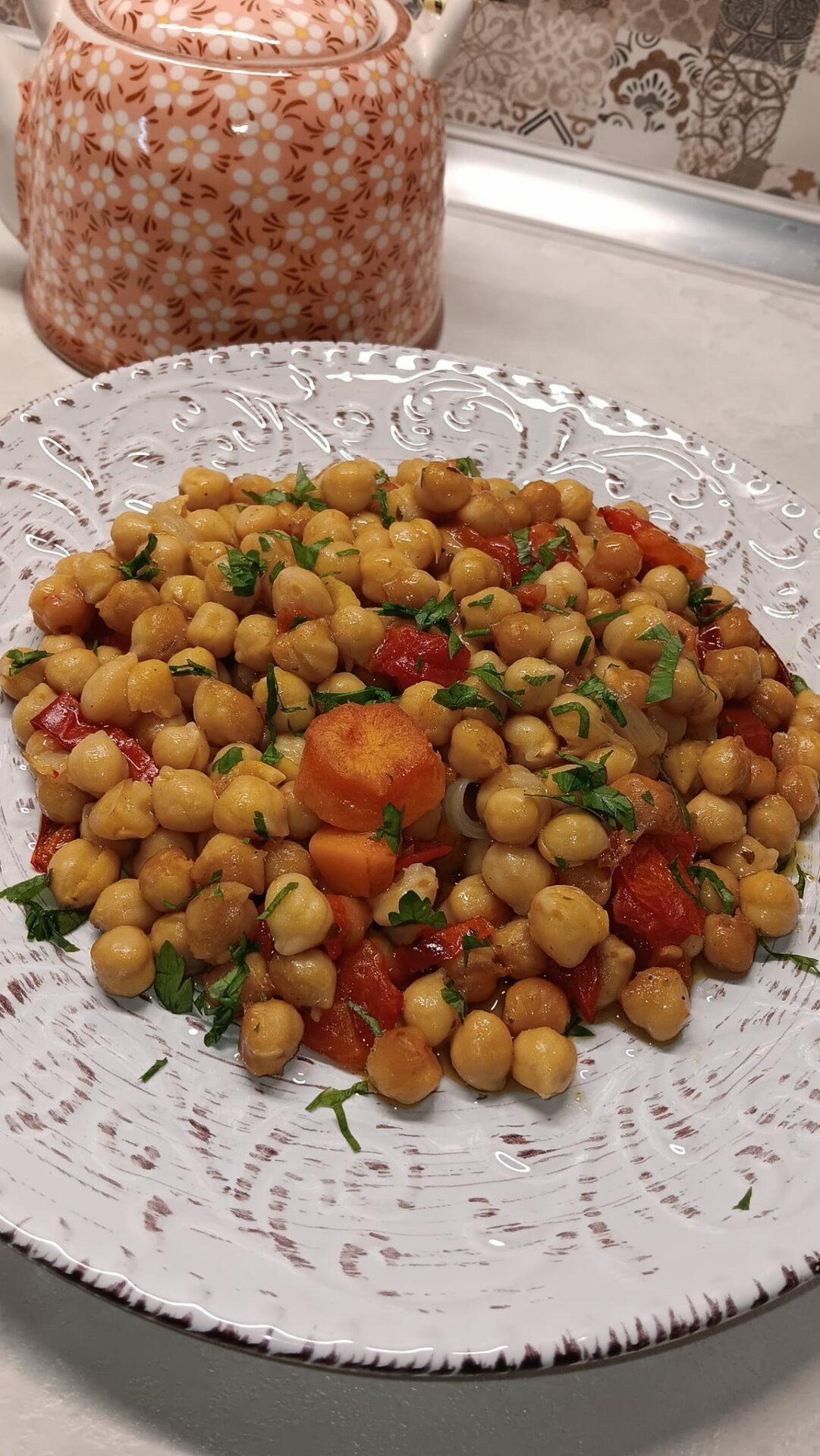 Ρεβίθια φούρνου-λεμονάτα-με λαχανικά-συνταγή- Ρεβίθια φούρνου-λεμονάτα-με λαχανικά-συνταγή-