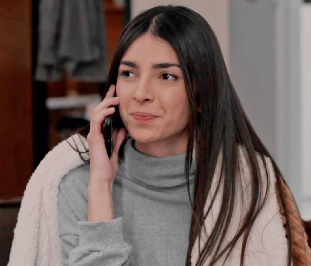 Η Γη της Ελιάς : Βρίζονται άσχημα Αρετή και Βασιλική και εκείνη καταρρέει