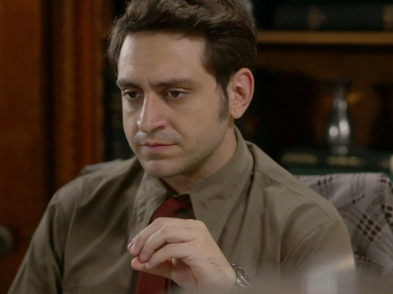 Ηλέκτρα: Δεν ντράπηκες να με προδώσεις; Ο Βασίλης επιτίθεται στον Σταύρο