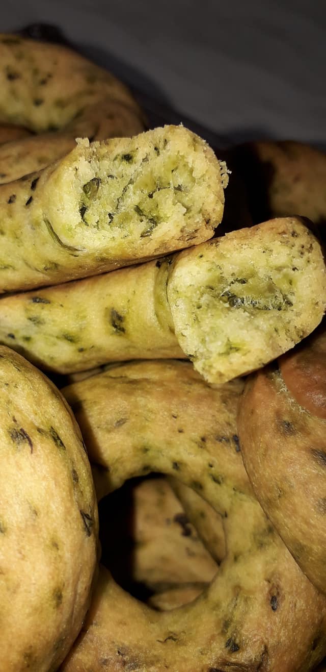 Κριτσίνια-με σπανάκι-για το σχολείο-συνταγή-