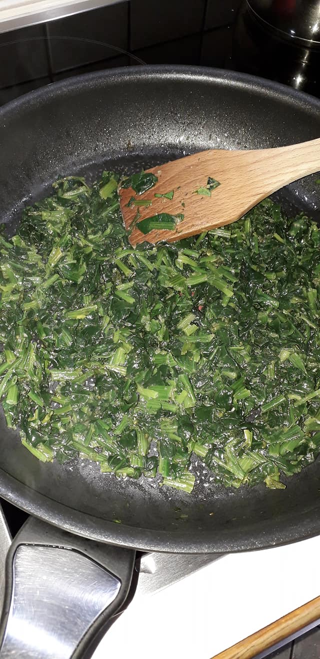 Κριτσίνια-με σπανάκι-για το σχολείο-συνταγή-