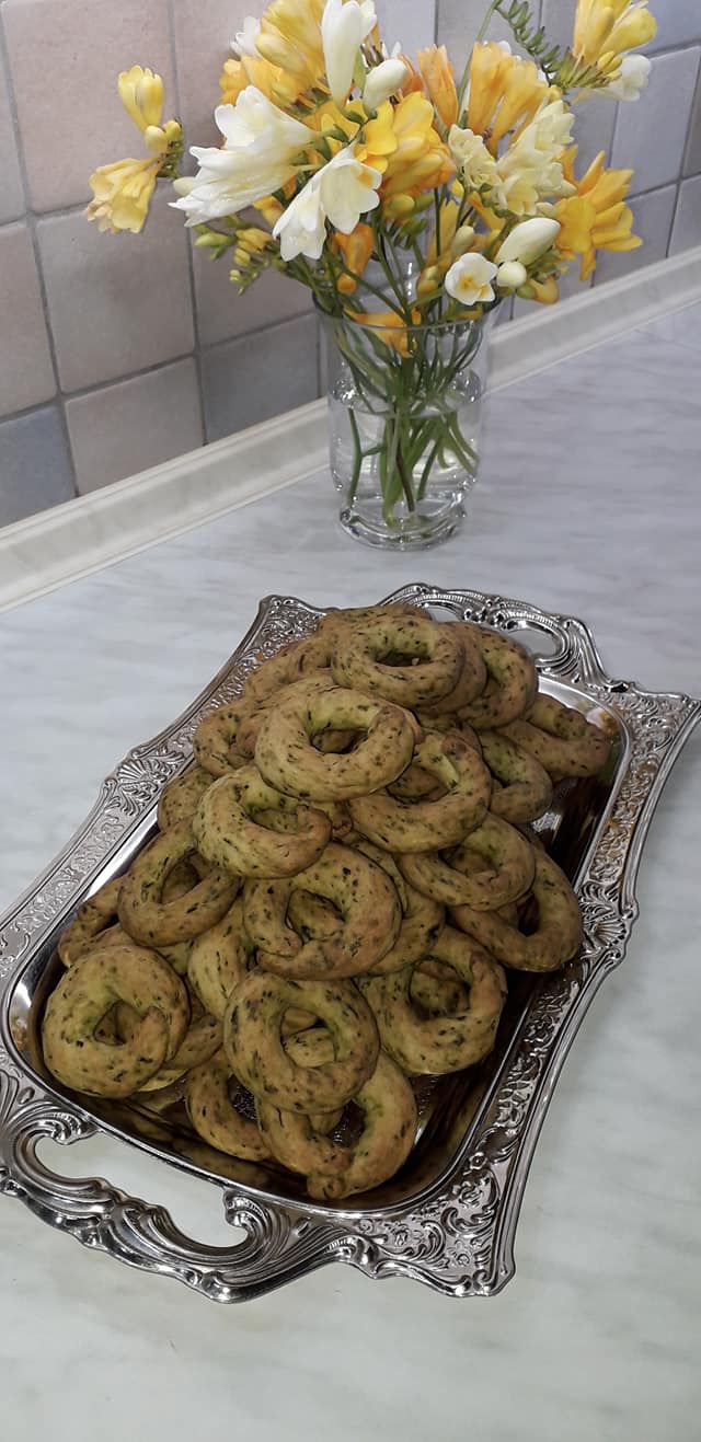 Κριτσίνια-με σπανάκι-για το σχολείο-συνταγή-