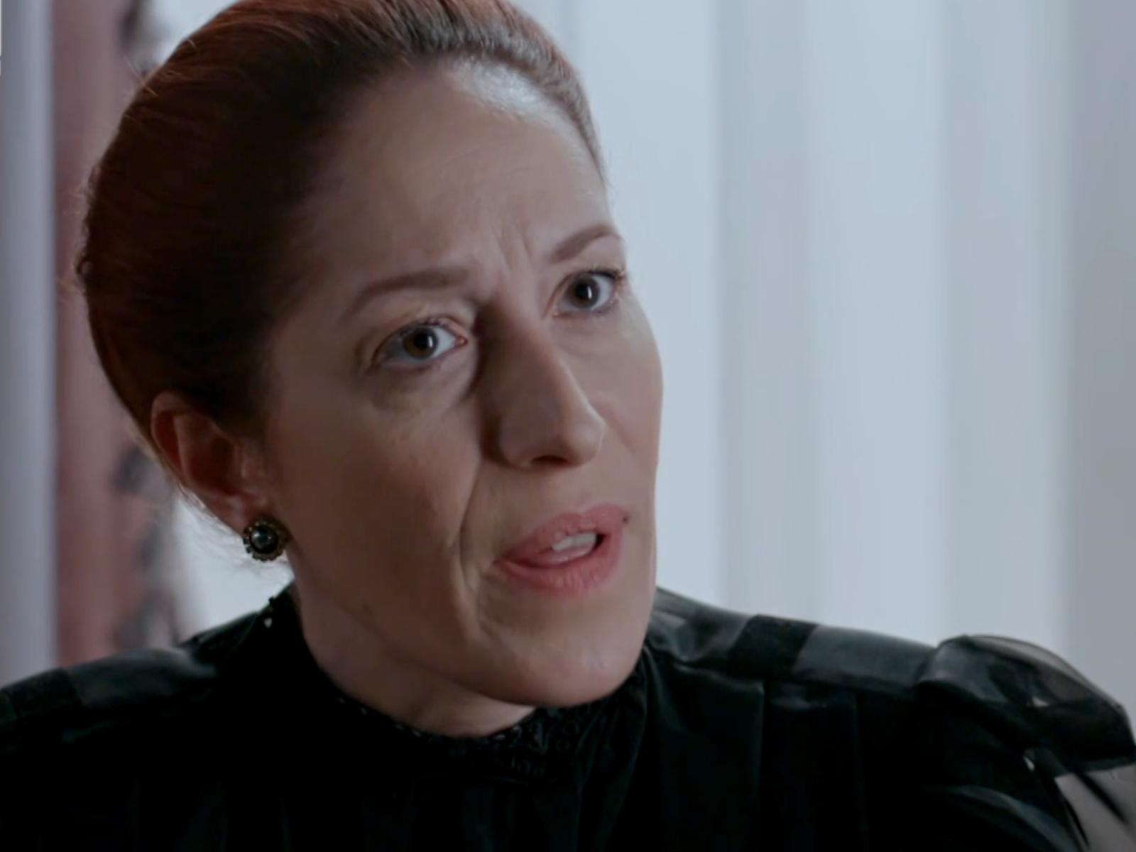 Grand Hotel: Σε ένα φιλμ γάμου αποκαλύπτεται ένας μυστηριώδης άνδρας