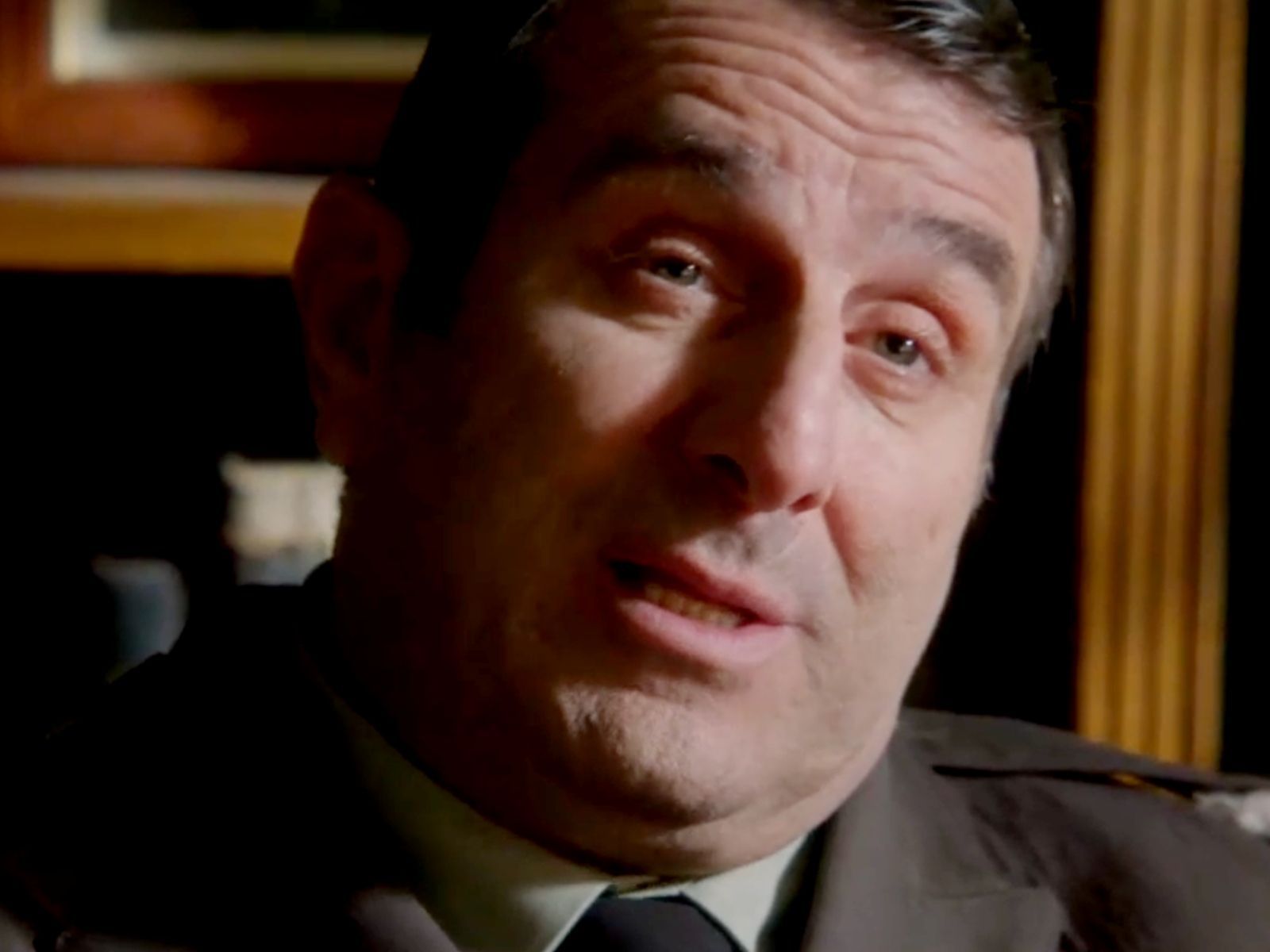 Άγιος Έρωτας: Η Χριστίνα εξομολογείται στον Παππά το φόνο