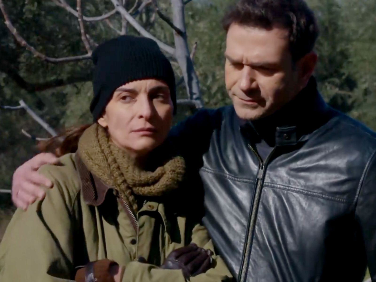 Η Γη της Ελιάς: Ο Κουράκος συλλαμβάνει τον Στάθη