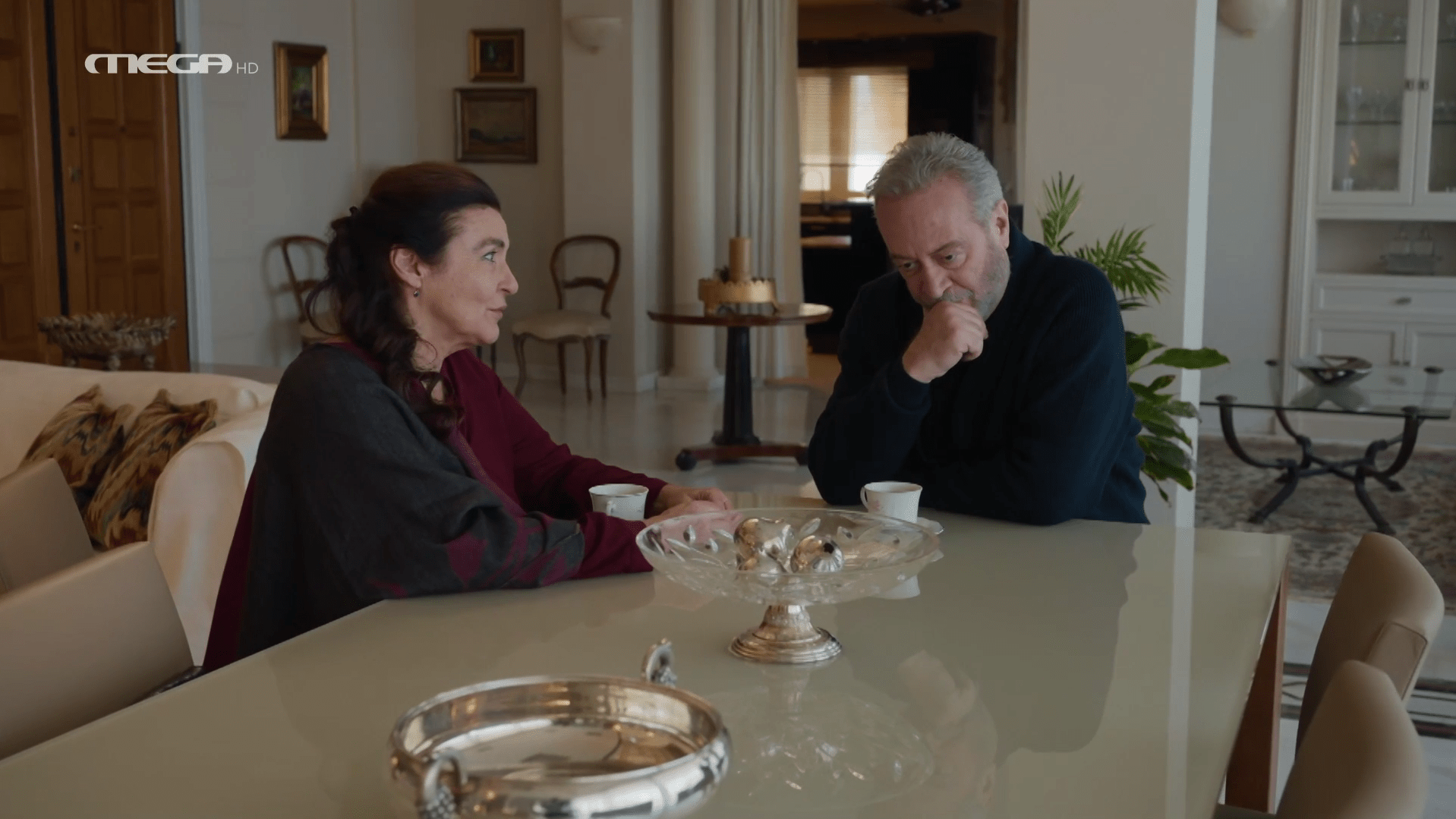 Η Γη της Ελιάς: Ο Σπύρος έρχεται στη Μάνη με πολλά ένοχα μυστικα (φωτο ηθοποιου)