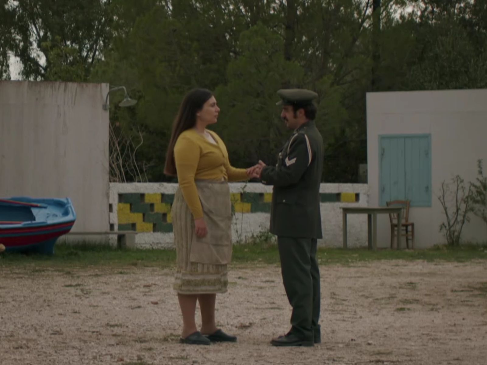 Η Παραλία: Ο Κακός χαμός στον αρραβώνα Αναστασίας – Κολιτσιδάκη