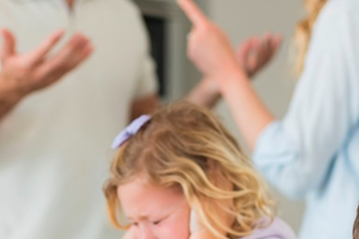 Τα παιδιά διαζευγμένων γονέων έχουν περισσότερες πιθανότητες εγκεφαλικού επεισοδίου – Τι αποκαλύπτει έρευνα