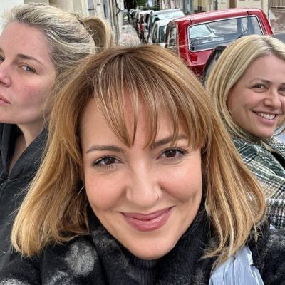 Η Βέρα στο Δεξί-Reunion-με την Ρεγγίνα-την Έλσα-και-τη-Δώρα-instagram-