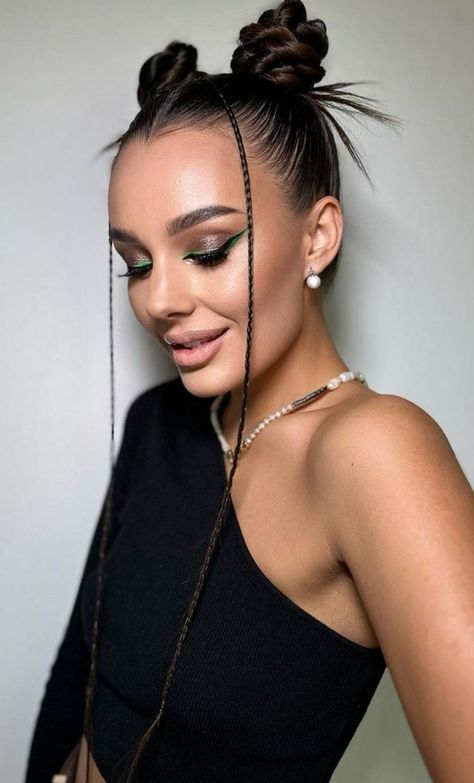 χτενίσματα-και-κουρέματα-για-Απόκριες 2025-Γιορτή του Αγίου Βαλεντίνου 2025-Φεβρουάριος 2025-ιδέες-