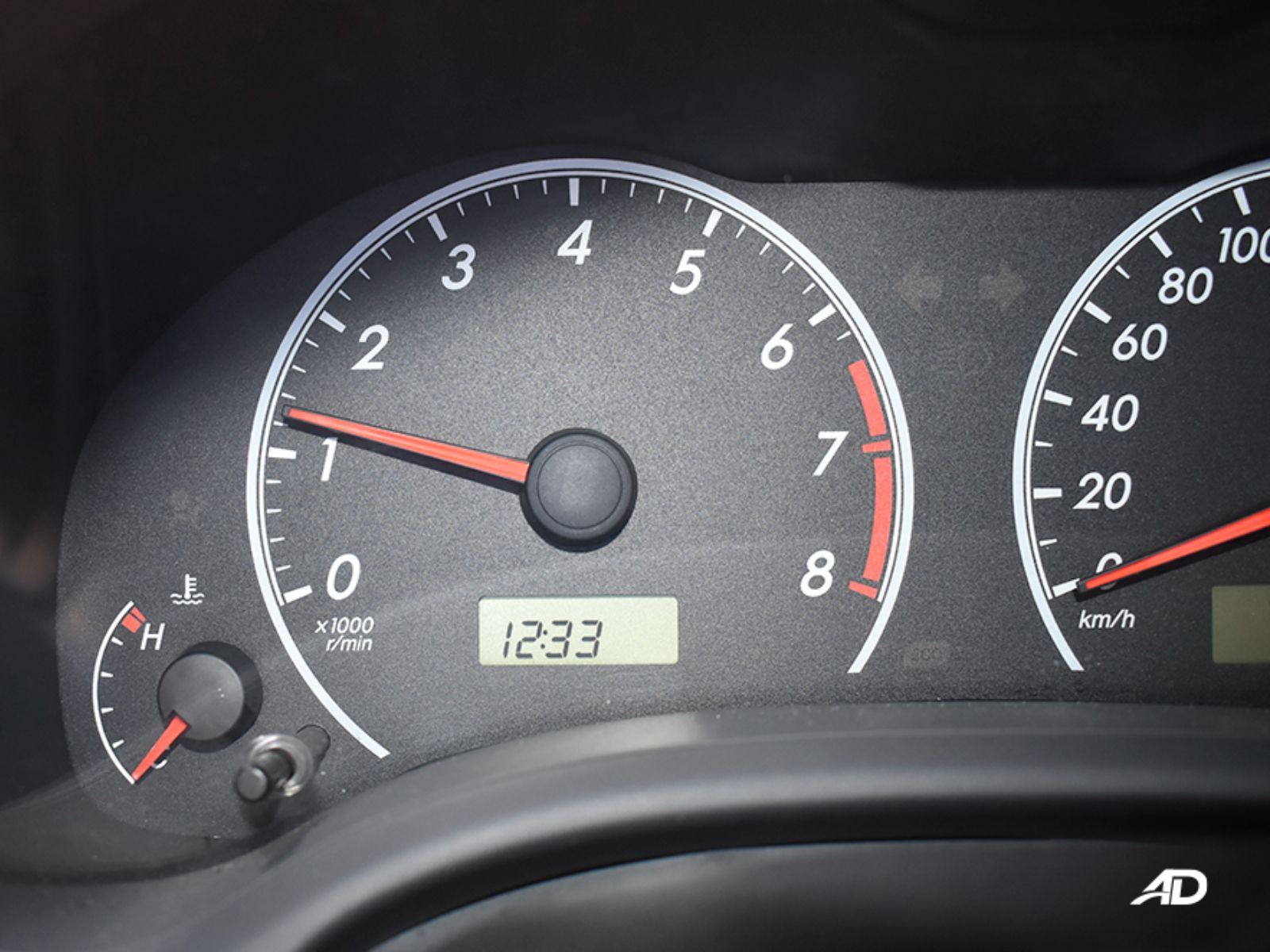 Πώς να ζεστάνεις γρήγορα την καμπίνα του αυτοκινήτου με ένα απλό τρικ