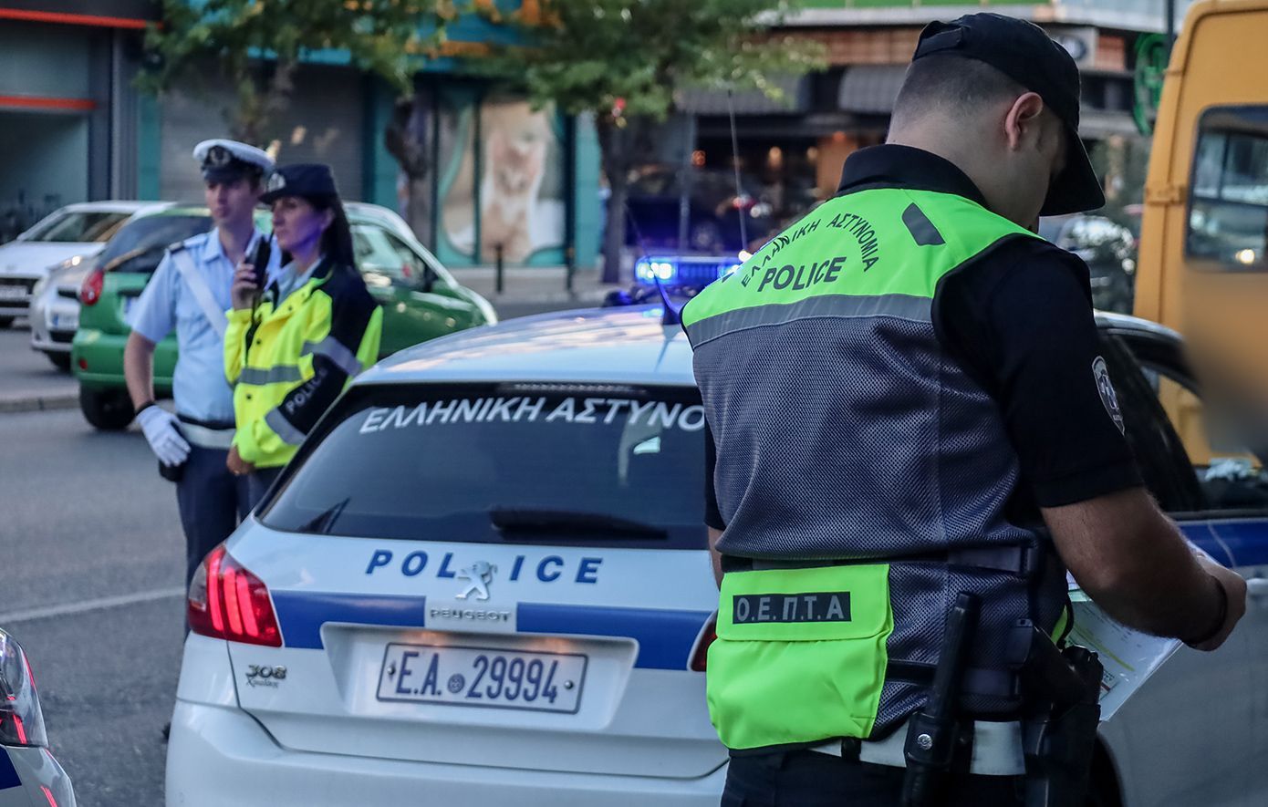 Πρόστιμο 400 ευρώ για όσους δεν έχετε το συγκεκριμένο χαρτί μέσα στο αυτοκίνητο