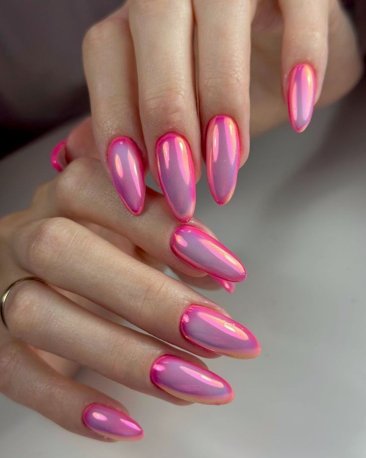Bubblegum nails-μεταλλικά νύχια-ιδέες- Bubblegum nails-μεταλλικά νύχια-ιδέες-