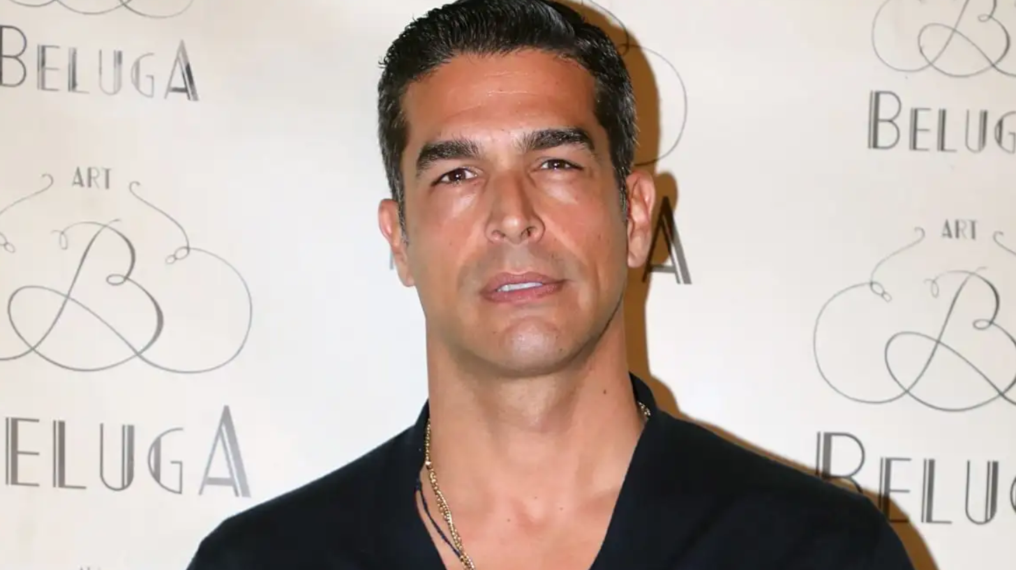 Γιουλίκα Σκαφιδά-για-Άρη Σερβετάλη-και-Νίκο Αναδιώτη-