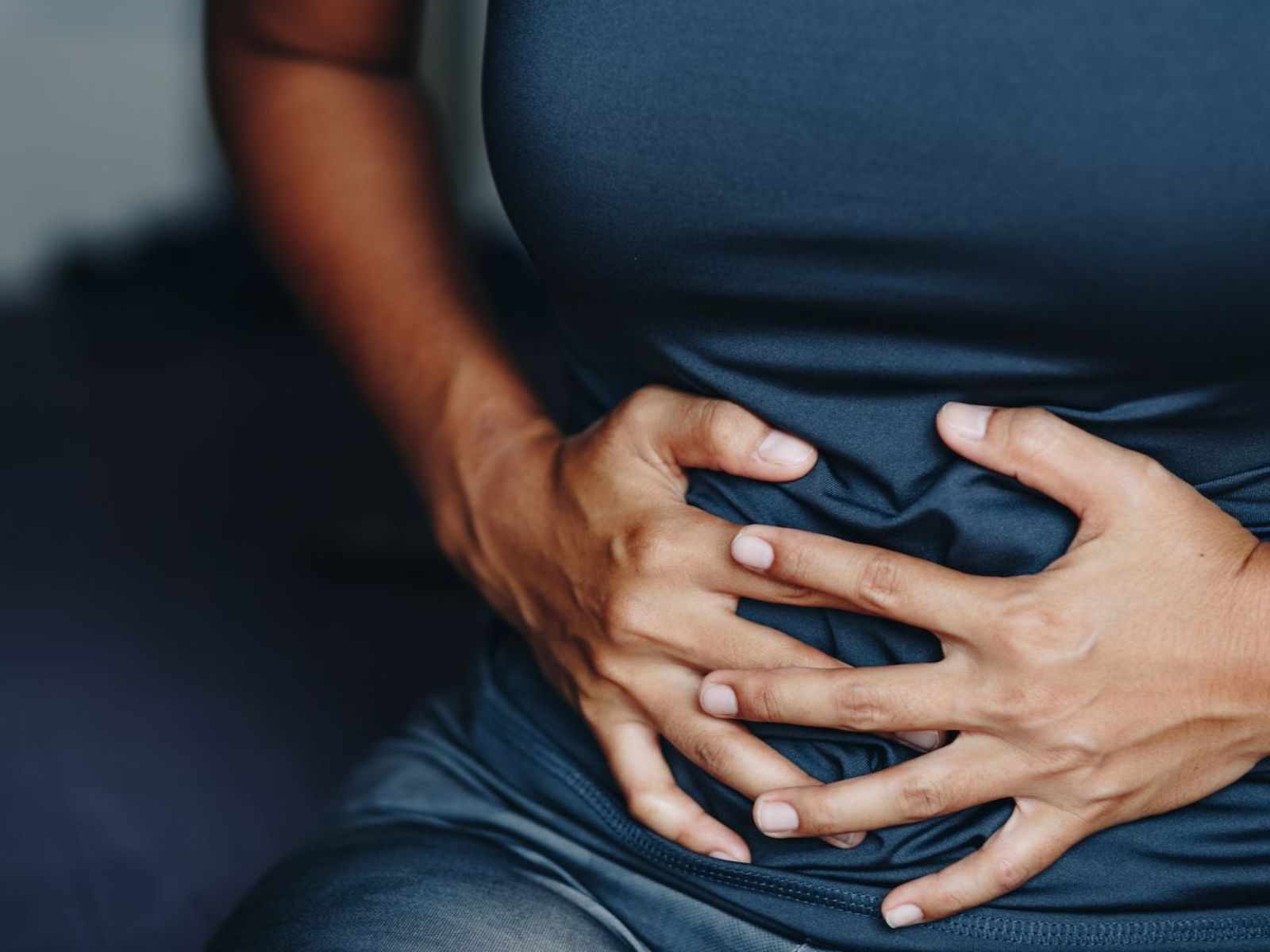 Που πονάς όταν έχεις σκωληκοειδίτιδα; Τα ύποπτα συμπτώματα